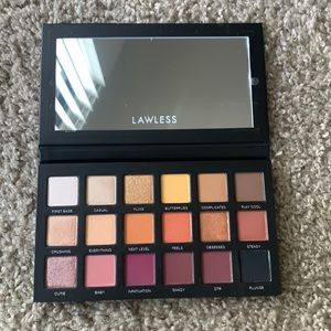 Lawless “The One” eyeshadow palette